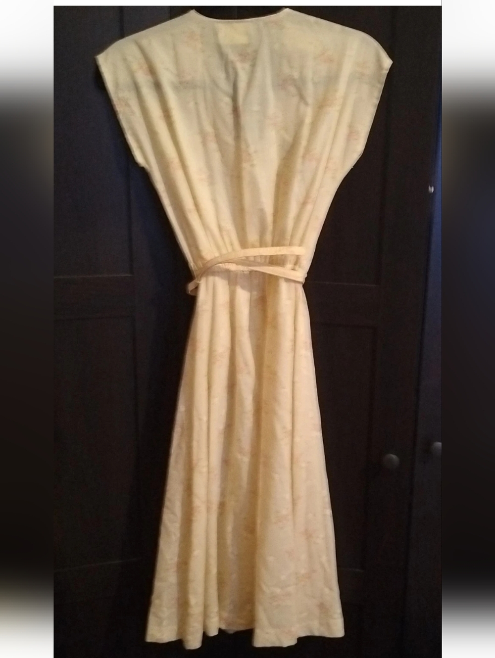 Vintage Jackie O! Dress Pale Yellow with soft florals, Lace & Belt - size 5 USA - Picture 2 of 7